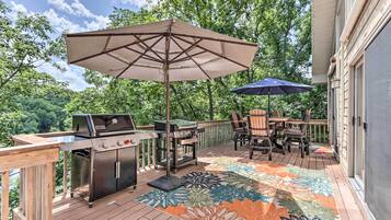 House (6 Bedrooms) | Interior