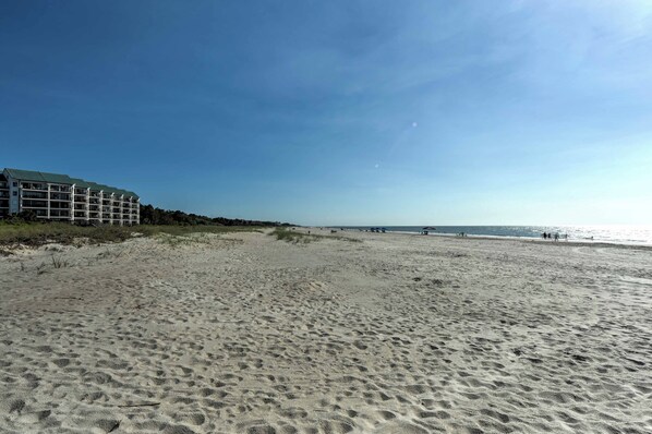 Apartment (2 Bedrooms) | Interior - Pool Deck Access & Walk to Beach: Hilton Head Unit (Hilton Head Island)