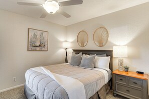 Apartment (2 Bedrooms) | Interior - Lake-view Balcony, Pool Access! Osage Beach Gem (Osage Beach)
