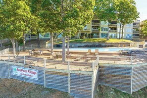 Apartment (2 Bedrooms) | Interior - 'charming Lakefront Retreat' w/ Dock: Osage Beach (Osage Beach)