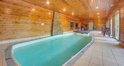 Branson Home w/ Indoor Pool & Basketball Court!