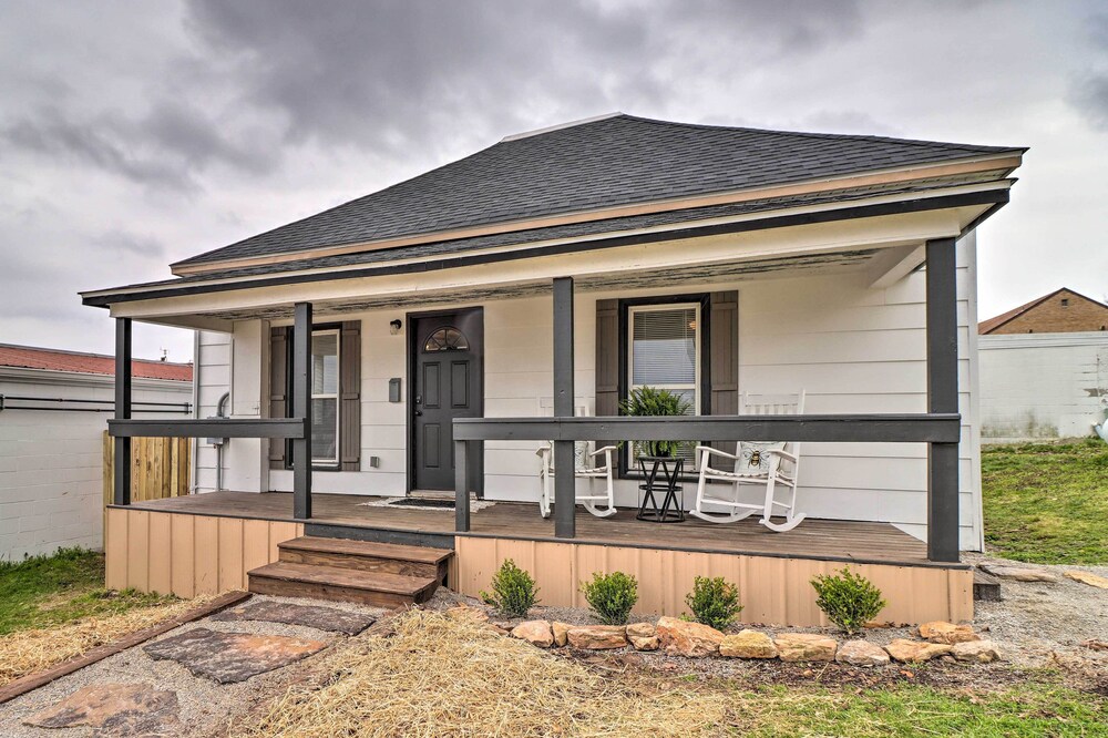 Historic West Plains Home: Walk to MSU + Dtwn