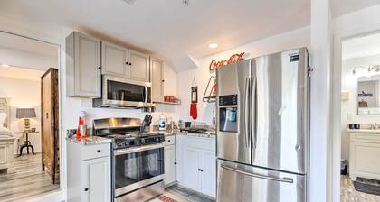 'hilltop Hideaway' Branson Home w/ Trampoline!