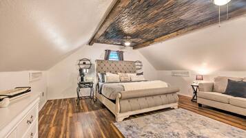 House (Multiple Bedrooms) | Interior