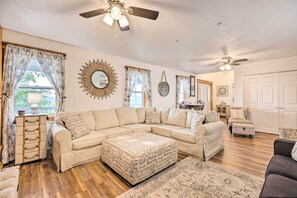 House (5 Bedrooms) | Interior - 'hilltop Hideaway' Branson Home w/ Trampoline! (Branson)