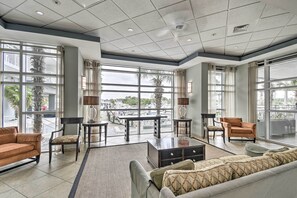 อพาร์ทเมนท์ (3 Bedrooms) | ภายใน