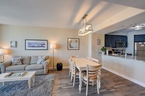 Apartment (3 Bedrooms) | Interior - 2 Mi to Ocean: Waterfront Resort Condo in Nmb! (North Myrtle Beach)