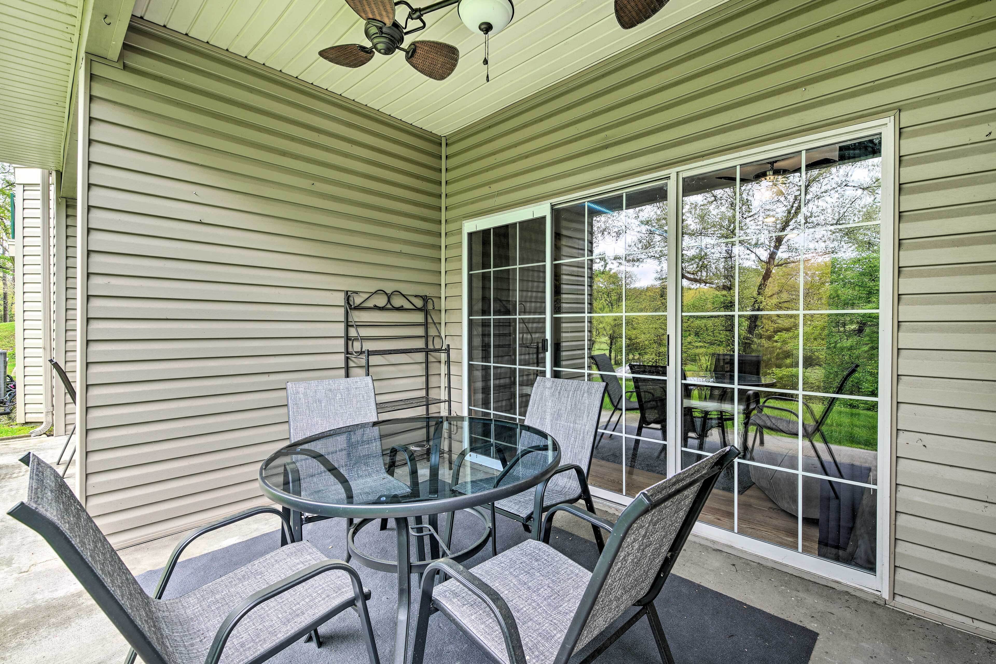 Ground-floor Branson Condo w/ Community Perks