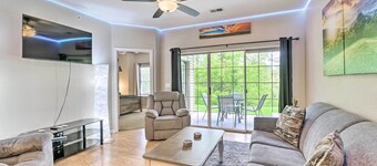 6 Mi to Branson Strip! Dog-friendly Golf Condo