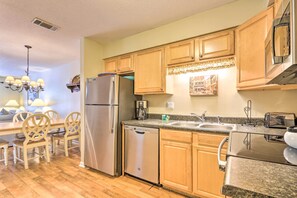 Apartment (2 Bedrooms) | Interior - Walk to Folly Field Beach: Hilton Head Condo (Hilton Head Island)