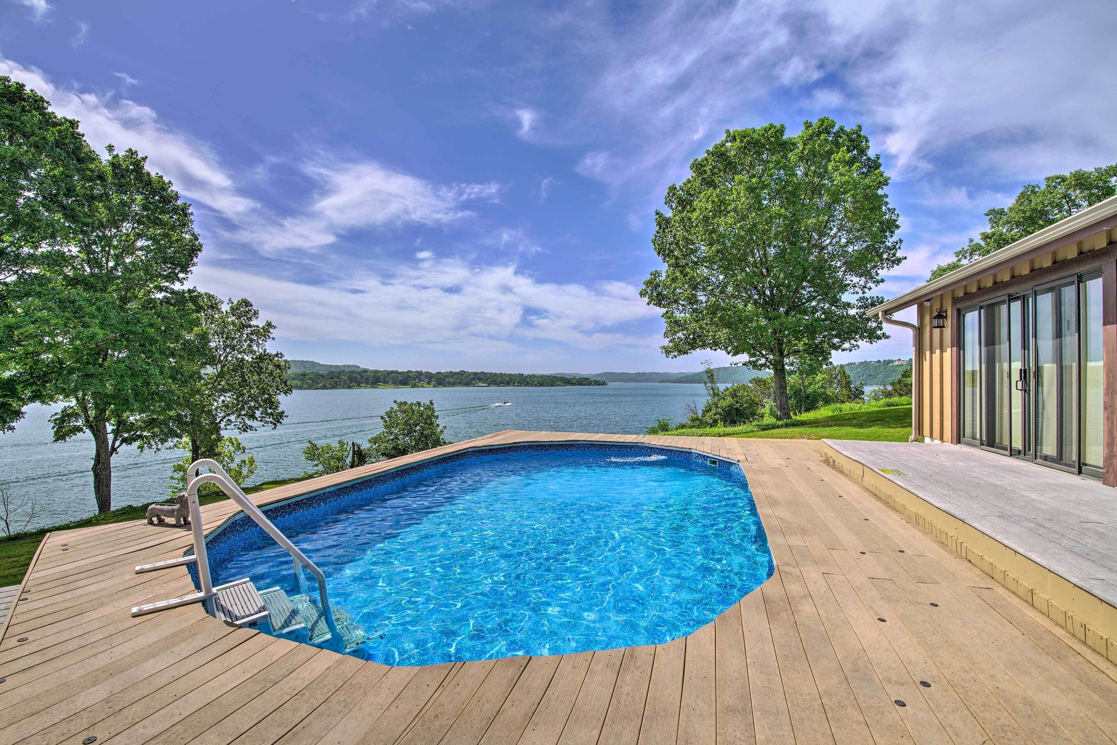 Inviting Home w/ Pool & Hot Tub on Table Rock Lake