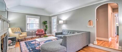 House (2 Bedrooms) | Interior