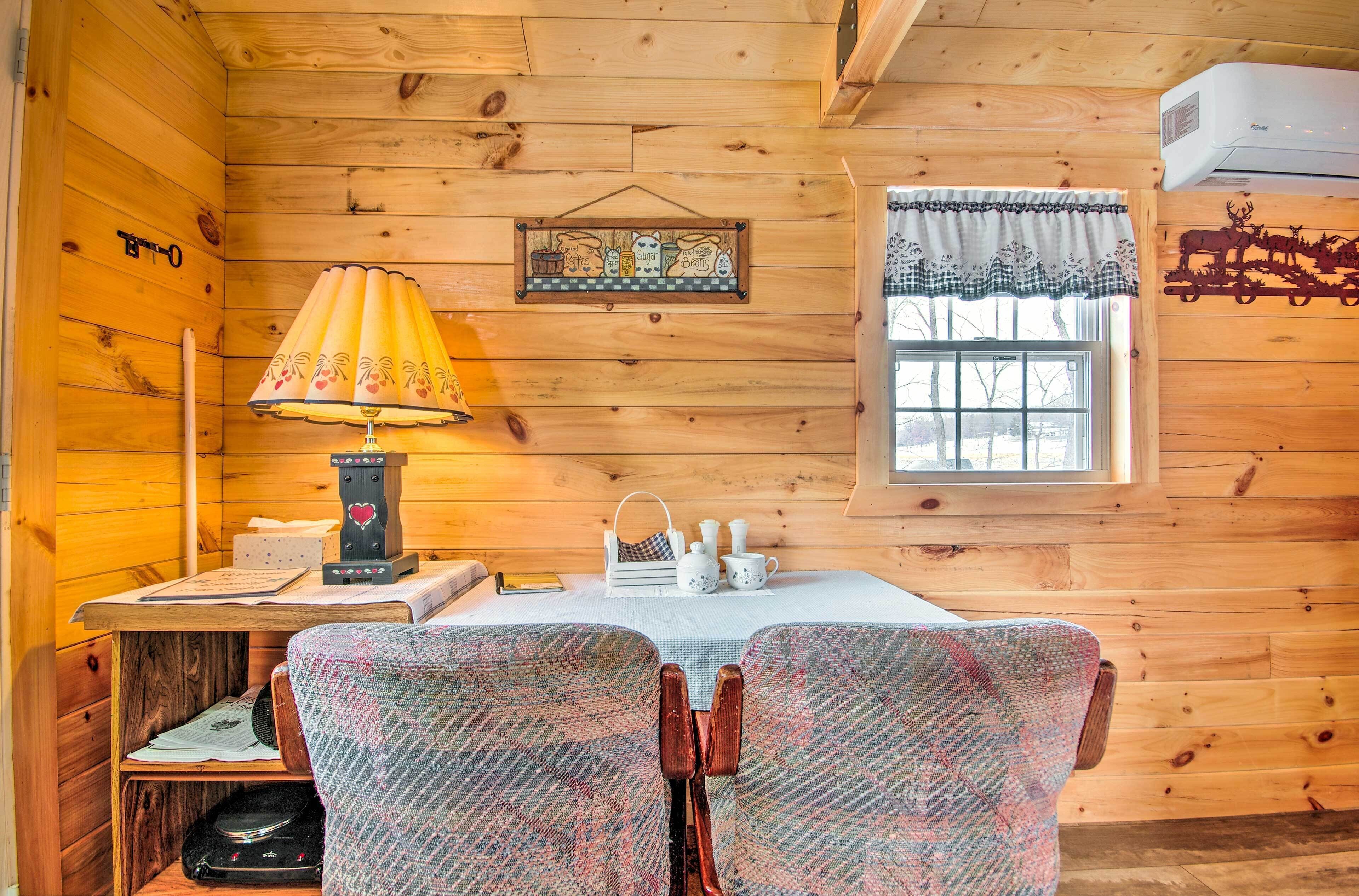 Idyllic Florence Cabin w/ Grill & Creek Views