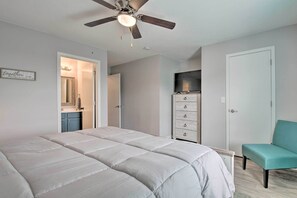 Apartment (3 Bedrooms) | Interior - Bright Branson Vacation Rental w/ Balcony & Views! (Branson)