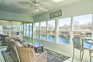 Interior - Branson Vacation Rental w/ Sunroom & Water Views (Branson)