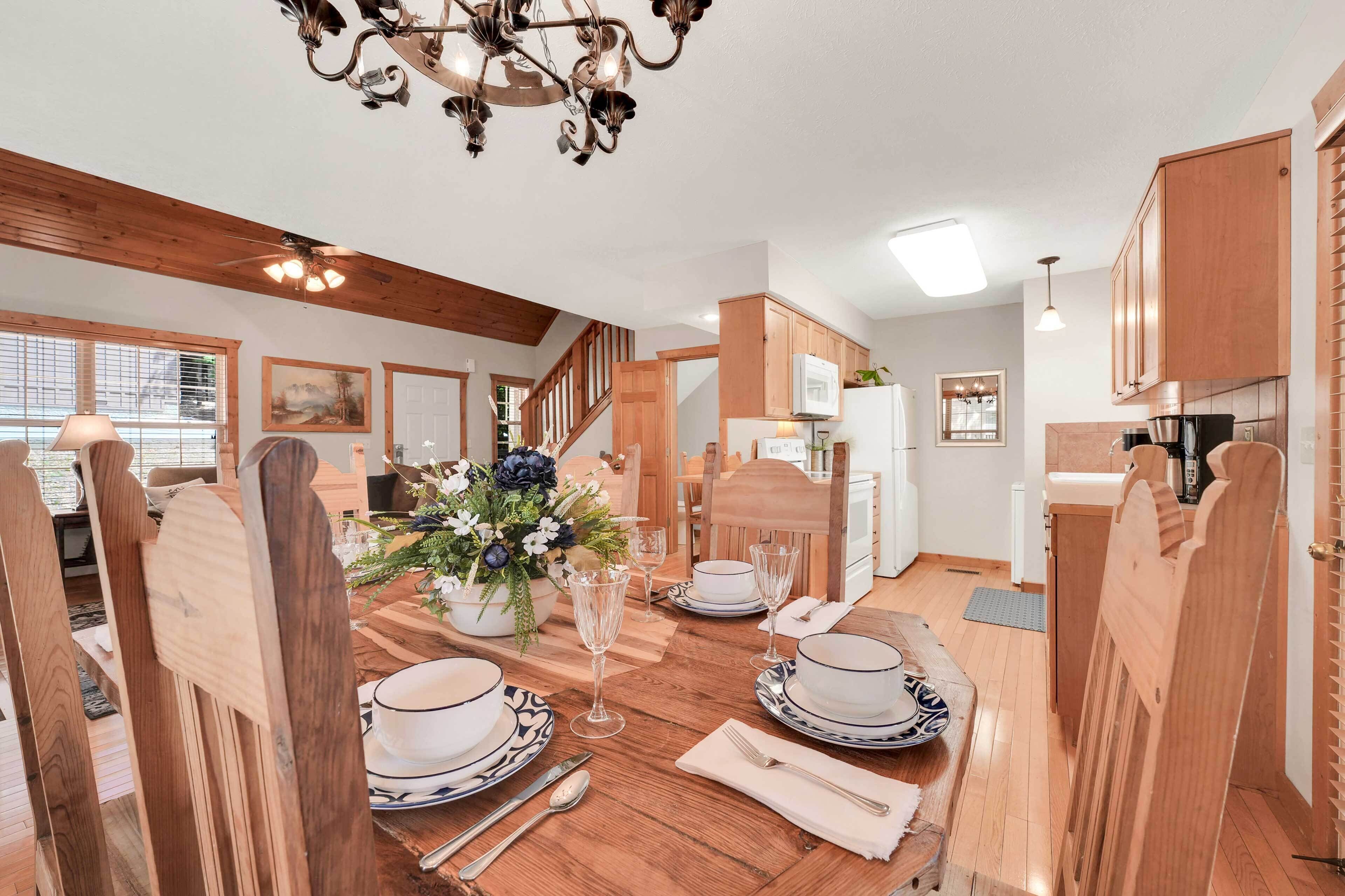 Lakefront Lodge Near Branson Strip & Silver Dollar