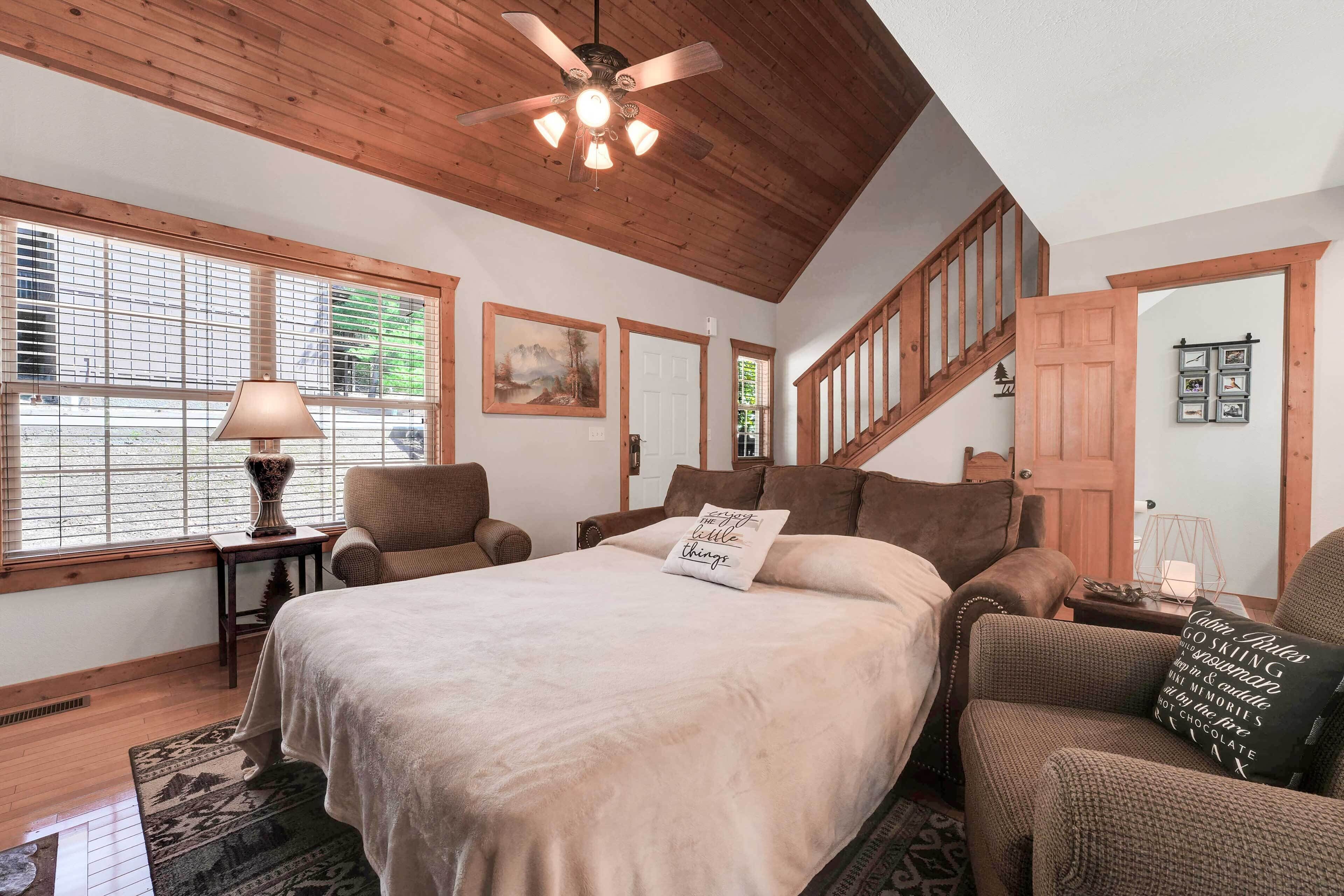 Lakefront Lodge Near Branson Strip & Silver Dollar