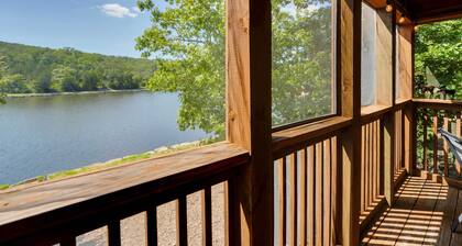 6 Mi to Branson Strip! Lakefront Home w/ Fireplace