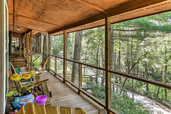 Mountain Rest Cottage W/ Gas Fireplace! - Walhalla, SC