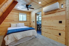 Interior - Lakefront A-frame Cabin With Community Perks (Columbia)