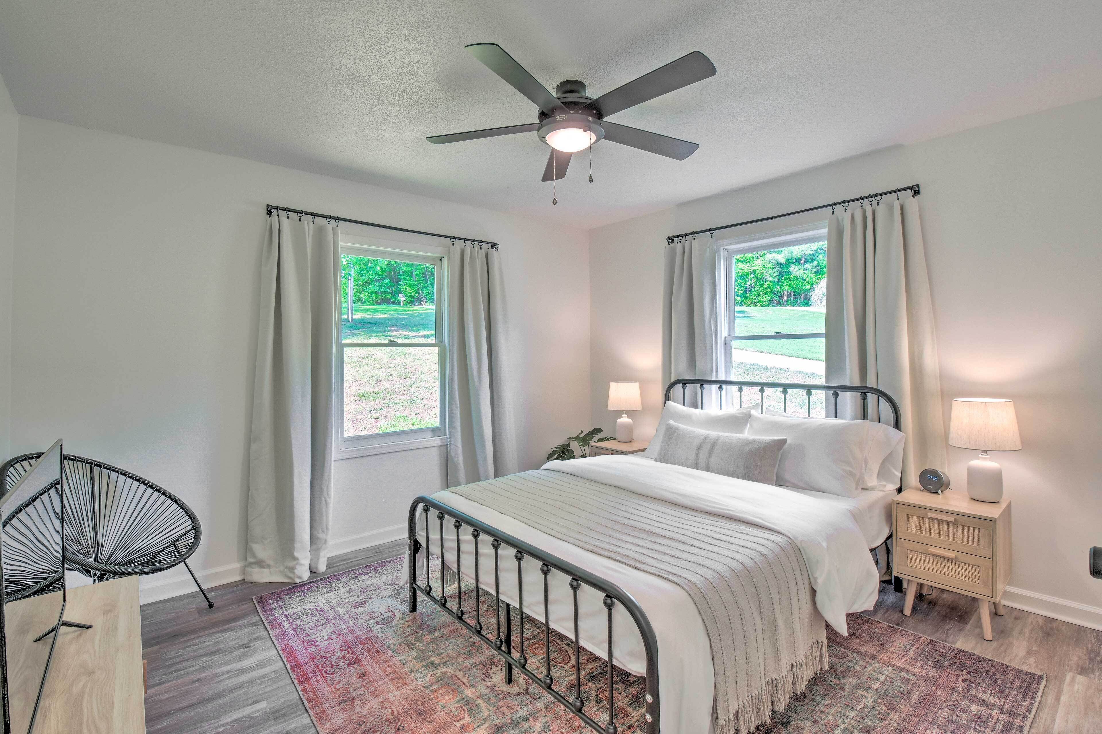 House (2 Bedrooms) | Interior