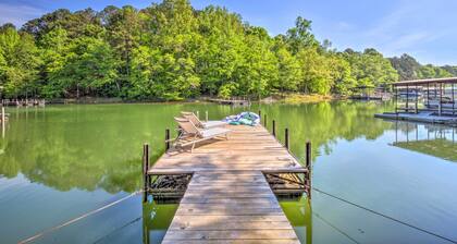 Lakefront Townville Gem w/ Boat Dock & Kayaks