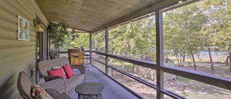 House (3 Bedrooms) | Terrace/patio