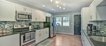 Lakefront Westminster Retreat w/ Boat Dock!