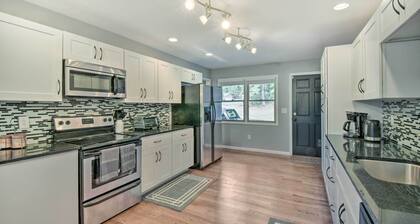 Lakefront Westminster Retreat w/ Boat Dock!