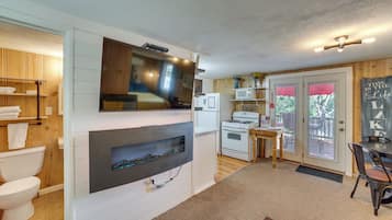 House (1 Bedroom) | Interior