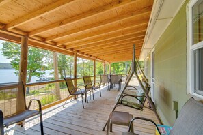 House (2 Bedrooms) | Interior - Waterfront Bull Shoals Lake Cabin w/ Deck + Views! (Cedarcreek)