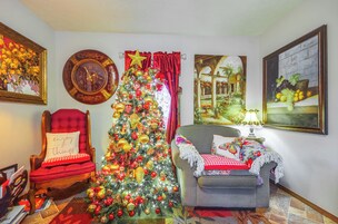 Apartment (0 Bedroom) | Interior