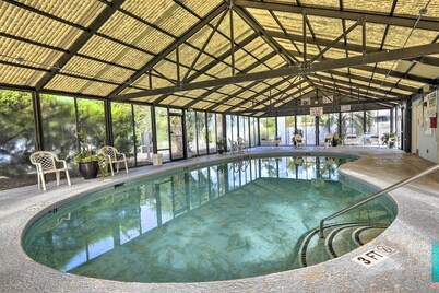 Swim, Golf & Dine: Condo by Cherry Grove Beach!