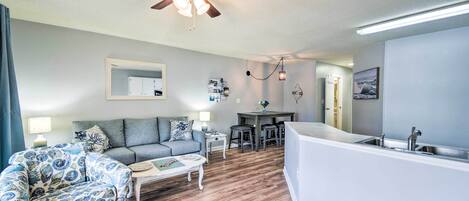 Apartment (2 Bedrooms) | Front of property