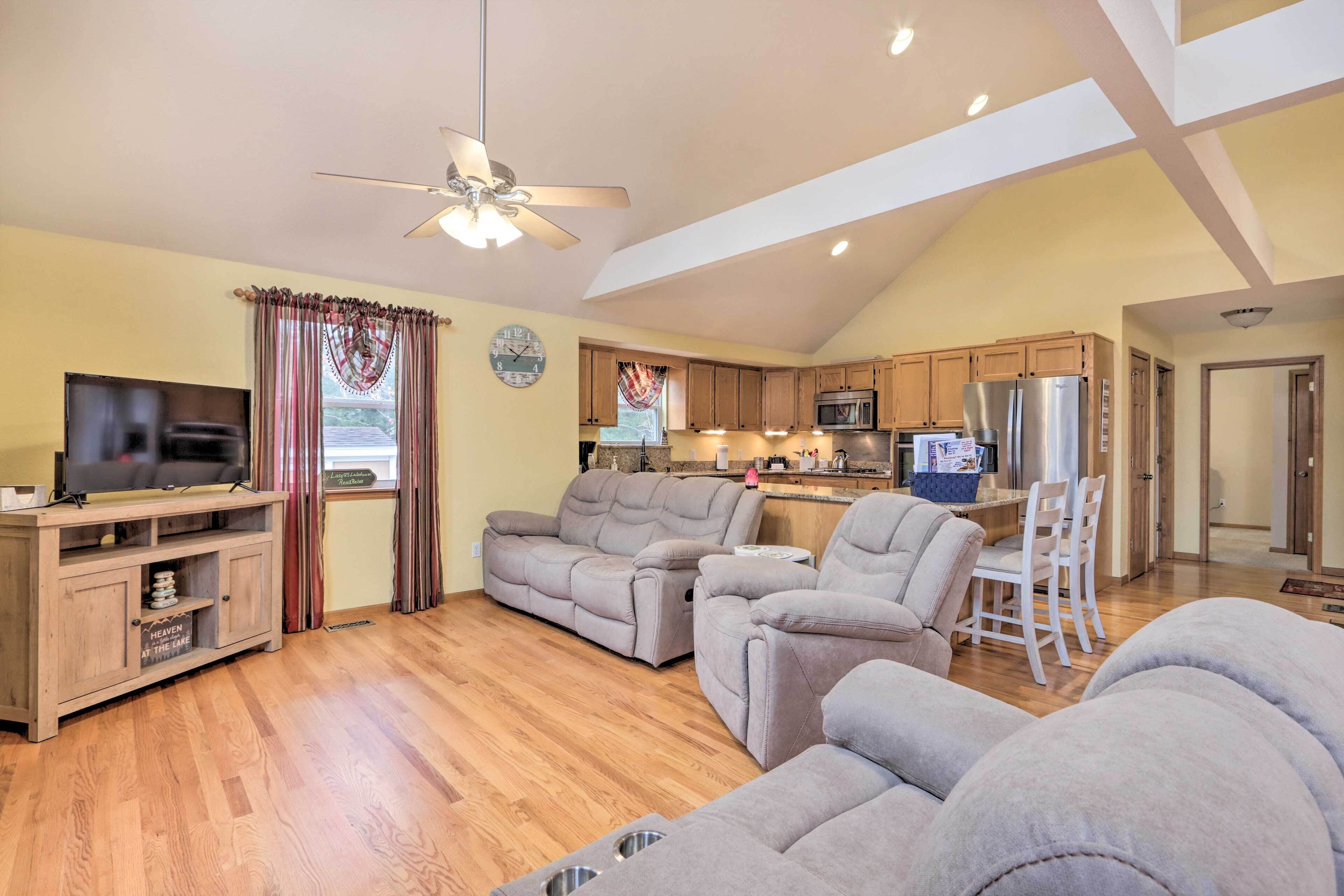 House (4 Bedrooms) | Interior