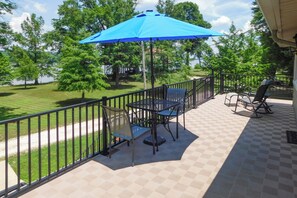 Apartment (0 Bedroom) | Front of property