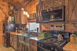 House (1 Bedroom) | Interior