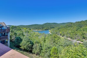 Apartment (2 Bedrooms) | Interior - Near Silver Dollar City! Condo w/ Hot Tub & Lake (Branson)