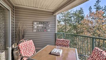 Apartment (2 Bedrooms) | Bahagian dalam