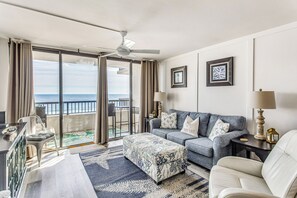 Interior - Oceanfront Oasis in North Myrtle Beach (North Myrtle Beach)