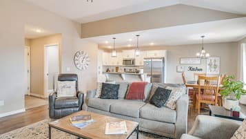 Rumah (3 Bedrooms) | Interior