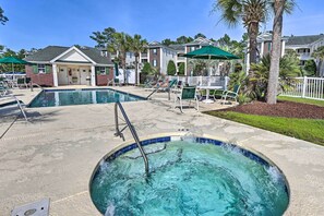 Apartment (2 Bedrooms) | Interior - On the Fairways: Myrtle Beach Condo w/ Pool Access (Myrtle Beach)