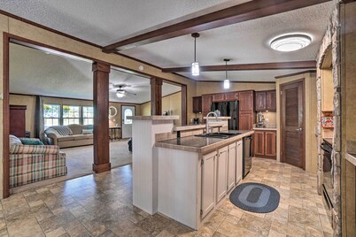 Monett Family Ranch Home w/ Fireplace & Huge Deck!