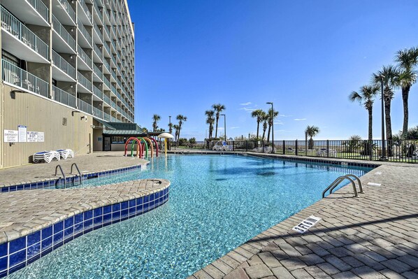Apartment (0 Bedroom) | Interior - Newly Renovated Oceanfront Studio w/ Beach Access (Myrtle Beach)