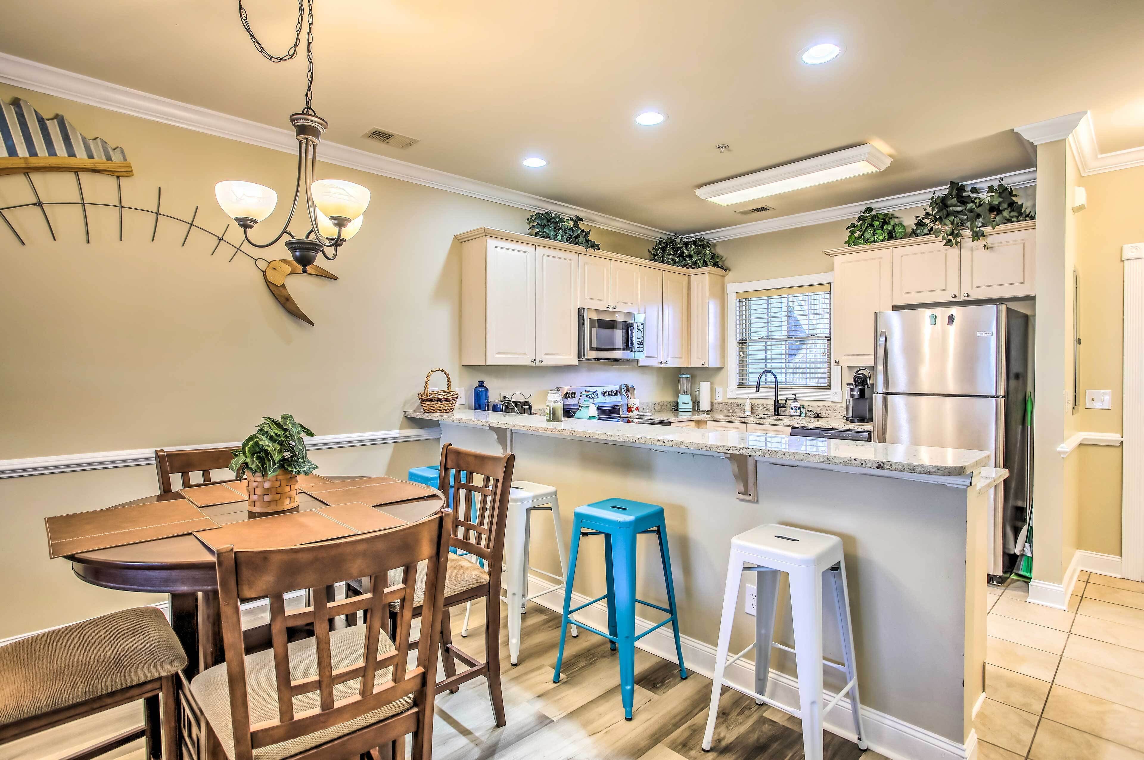 Myrtle Beach Vacation Rental w/ Golf Course View