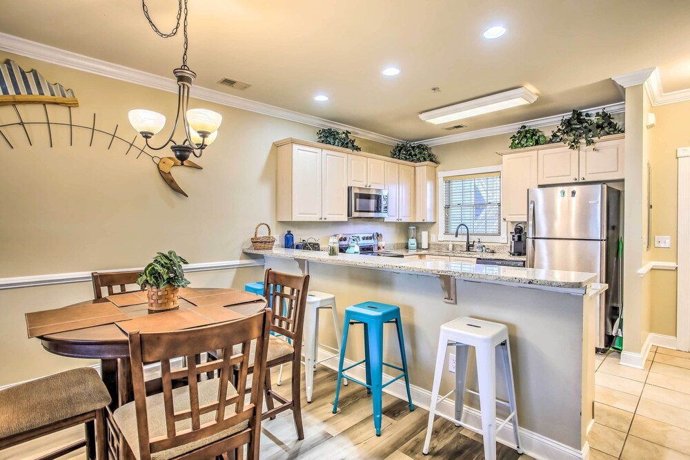 Myrtle Beach Vacation Rental w/ Golf Course View