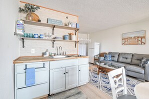 Apartment (0 Bedroom) | Bahagian dalam