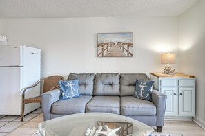 Apartment (0 Bedroom) | Interior