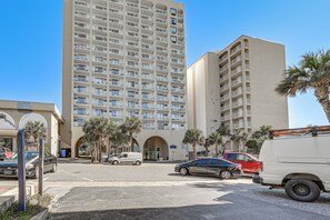 Apartment (0 Bedroom) | Interior