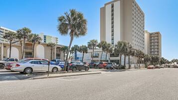 Apartment (0 Bedroom) | Interior